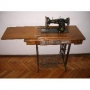 vendo antigua maquina coser