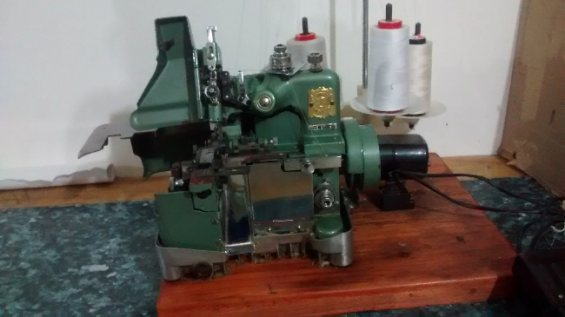 Maquina de coser overlok 3 hilos