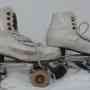 Vendo Primer Oferta Razonable patines de artístico sobre ruedas, talle 38/39, botas puntana a precio bajo