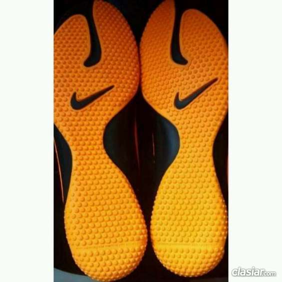 botines futbol 5 nike hypervenom